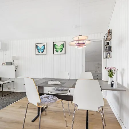 Awesome In V With Kitchen Ferienhaus